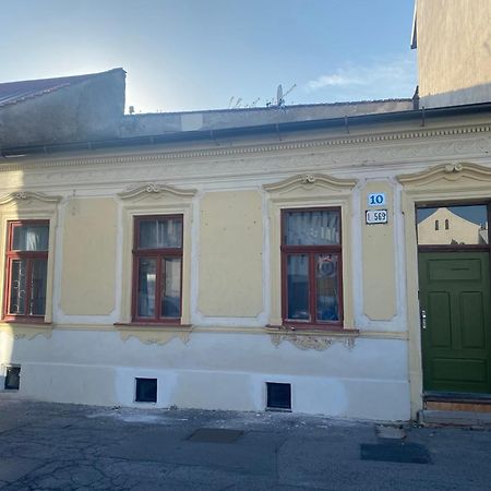Apartment By The City Wall Košice Buitenkant foto